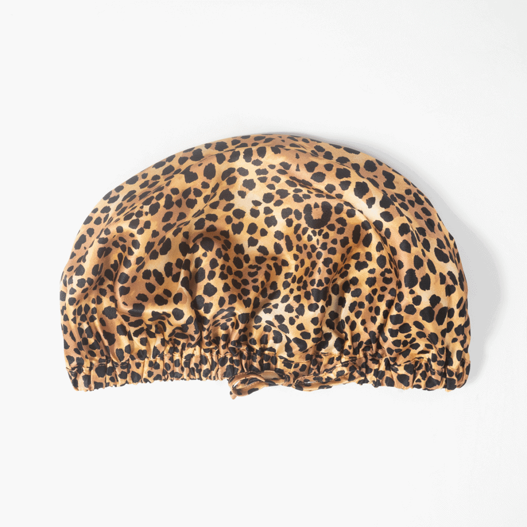 Leopardendesign Seidenschal, luxuriöses Seidenaccessoire aus hochwertiger Seide.