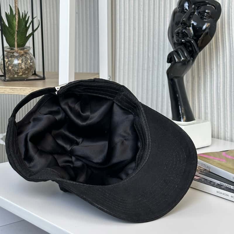 Schwarze Seidenmütze mit Seidenfutter, LoveSilk.